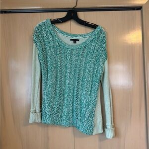 American Eagle XS Green Sweater